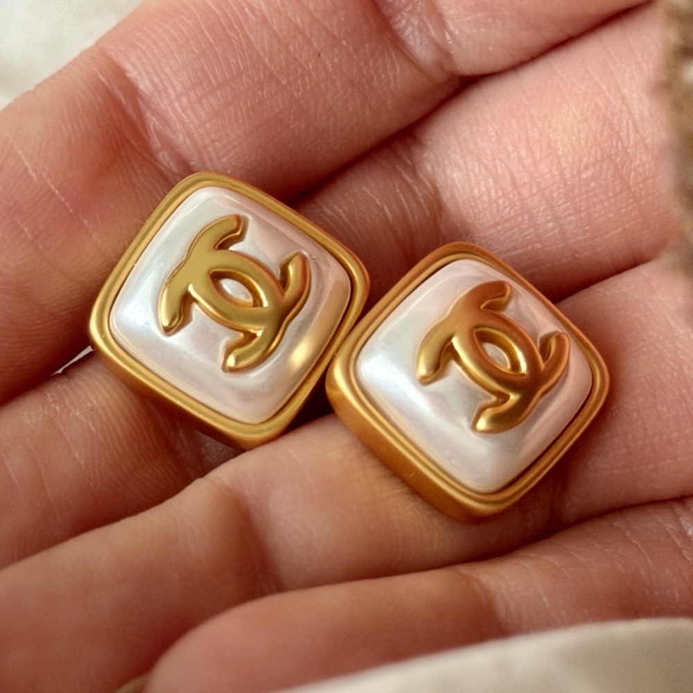 CHANEL Gold and Cream Square Earrings - Picture 14 of 15